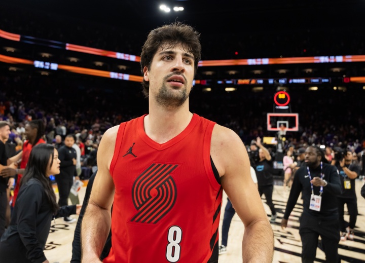 阿夫迪亚:我小时候没怎么看过NBA 由于时差比赛都在凌晨3点开打