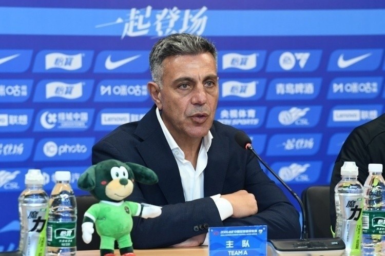 足球报：浙江队失去进前五的可能性，按合同约定罗斯离任成定局